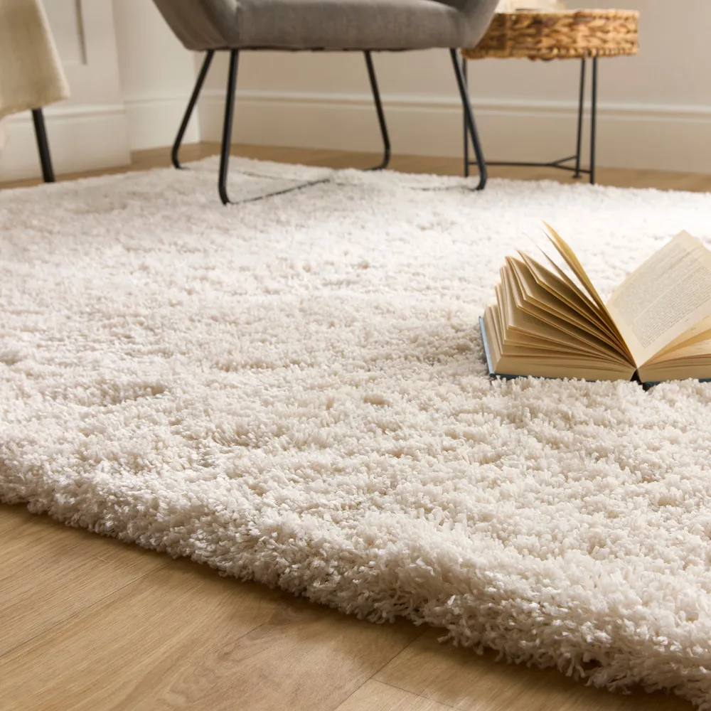 Hadley Shaggy Rug - Cream, Polypropylene