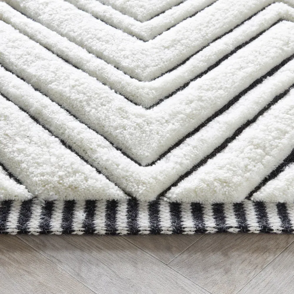 Berber Mono Geometric Rug 160x230cm - Cream, Black
