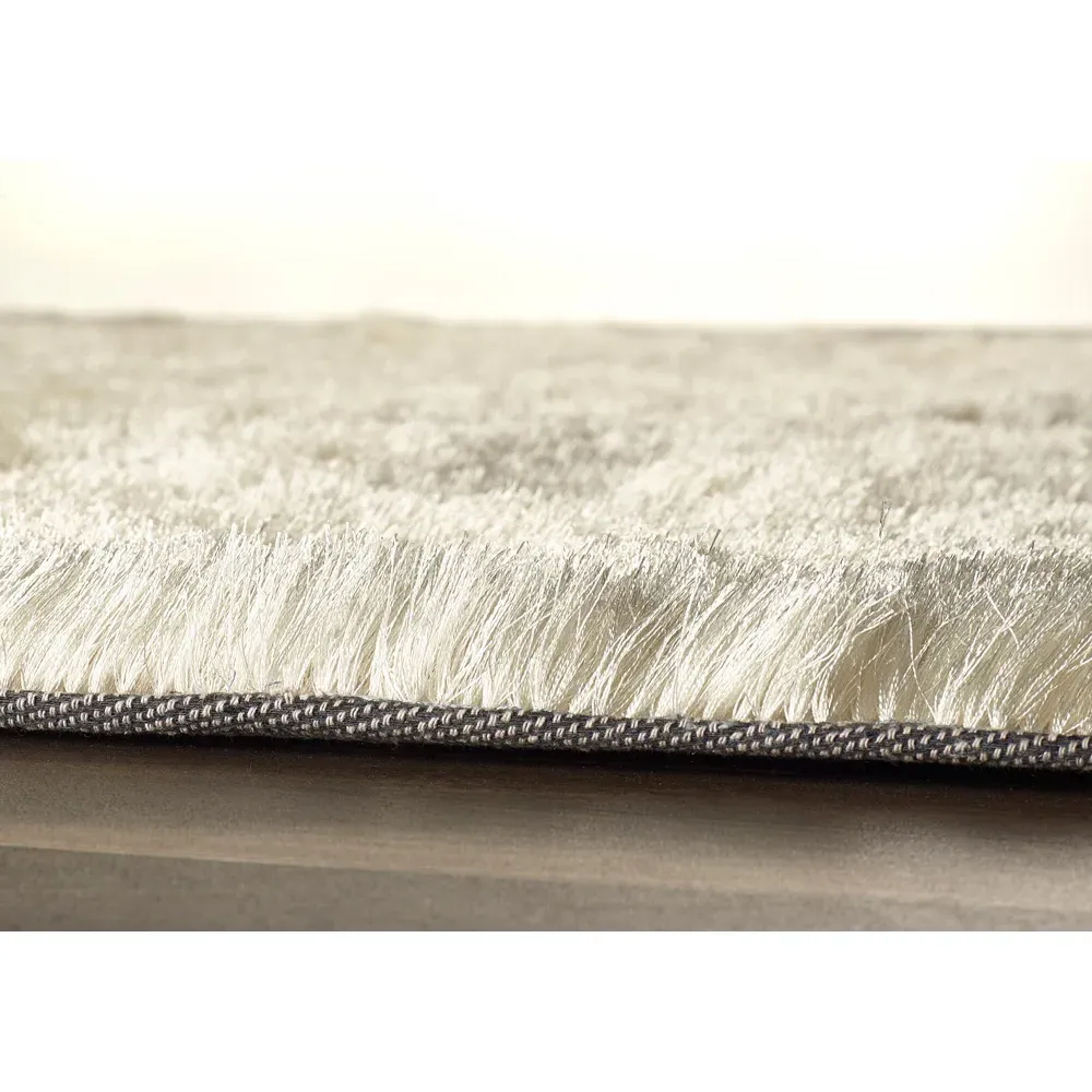 Glamour and Shimmer Rug - Cream, Polyester