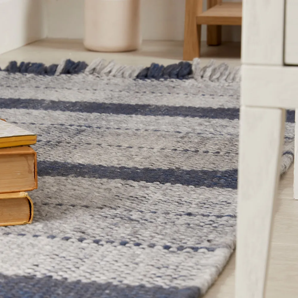 Highland Check Runner Rug - Navy, Recycled Plastic