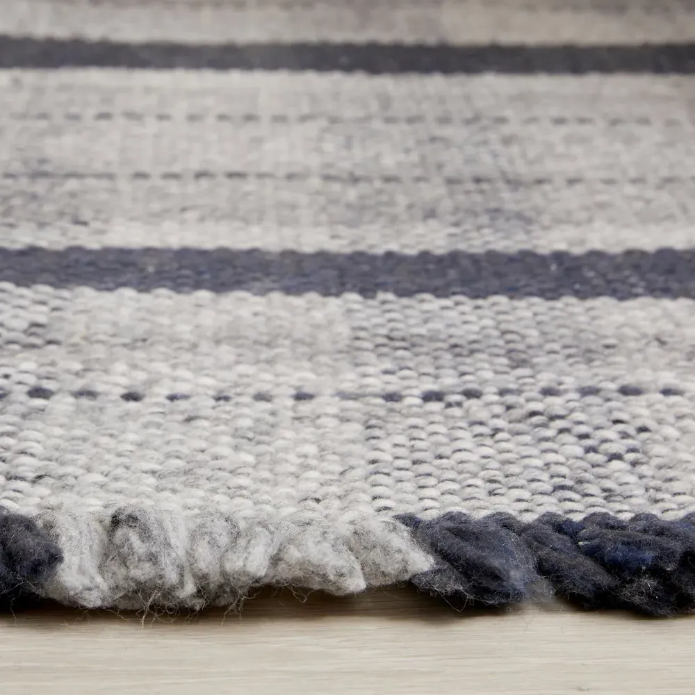 Highland Check Runner Rug - Navy, Recycled Plastic