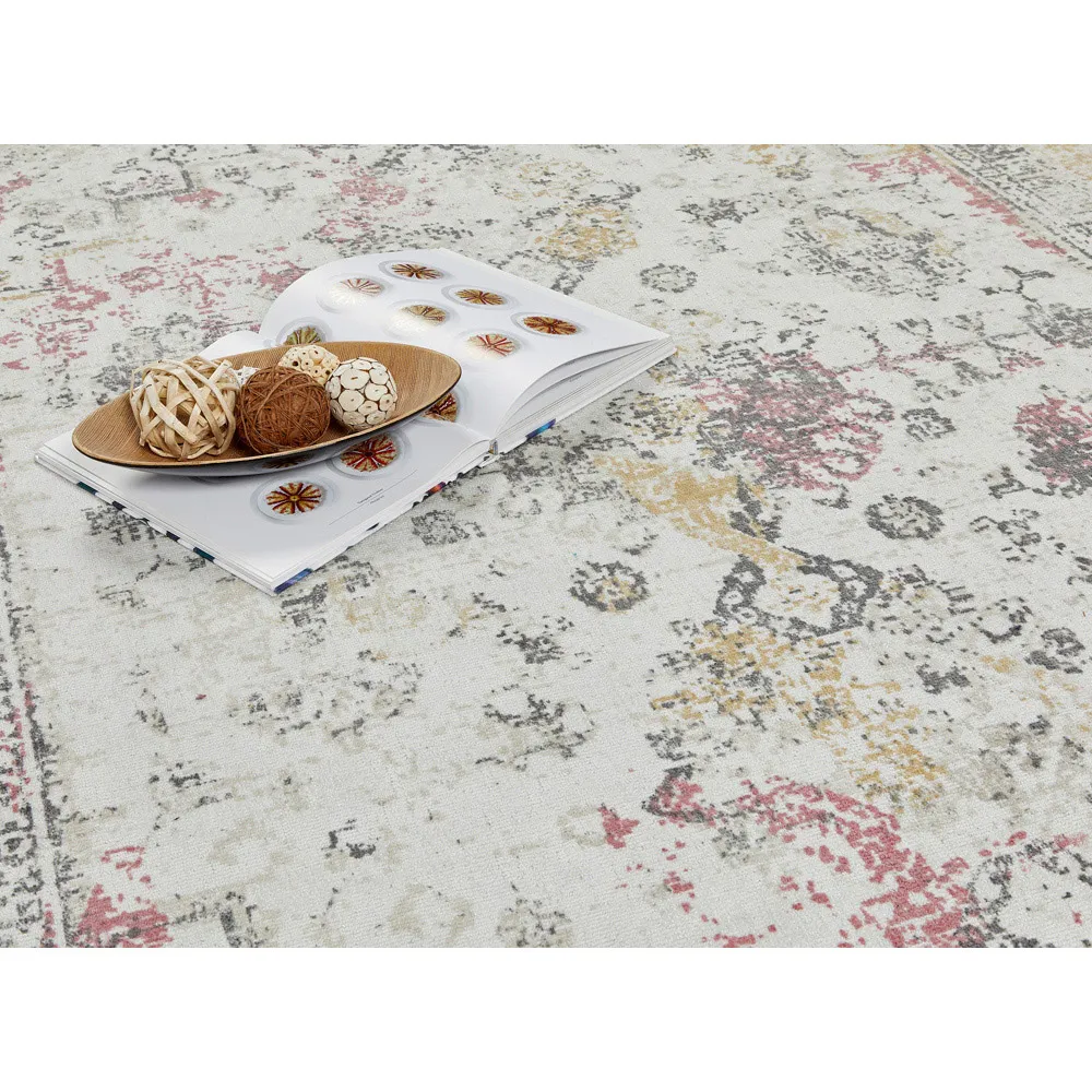 Vogue Persian Rug - Pink, Recycled PET