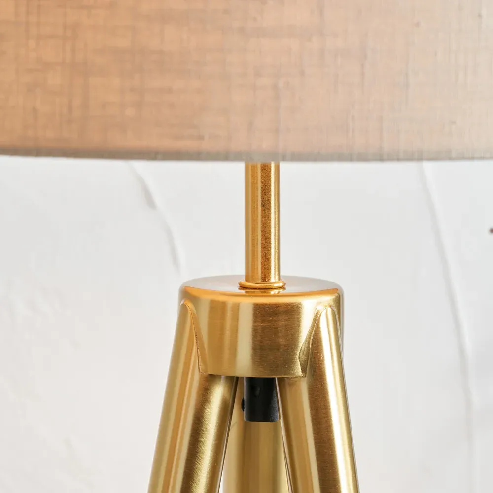 Vali Tripod Floor Lamp - Brown, Metal
