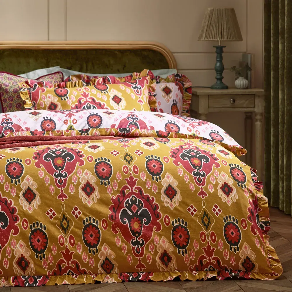 Dawson Ikat Super King Size Reversible Duvet Set - Amber