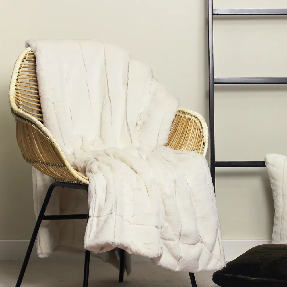 Empress Faux Fur Throw - Cream