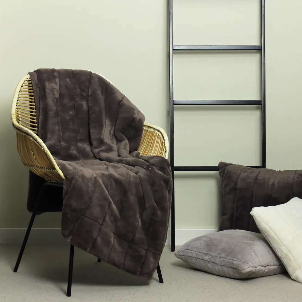 Empress Large Faux Fur Throw - Taupe