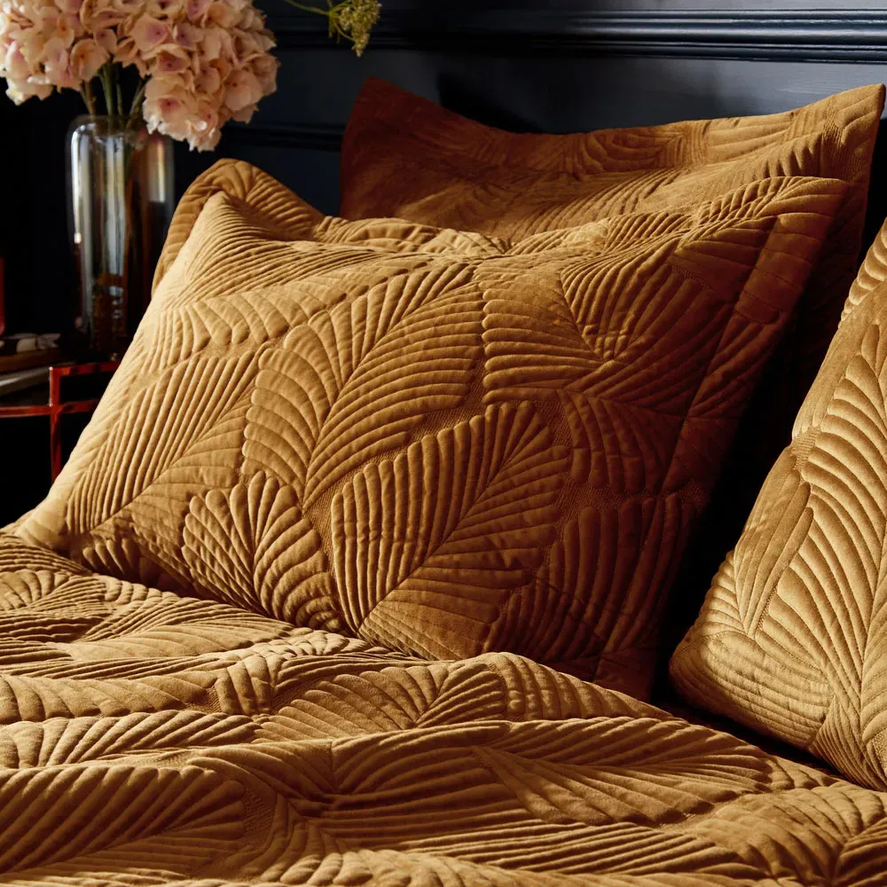 Palmeria King Size Duvet Set - Gold, Velvet