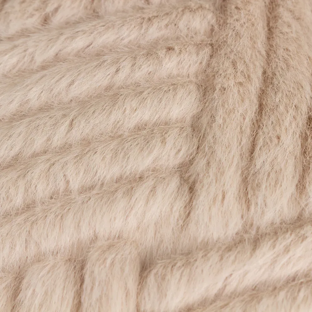 Sonnet Cut Faux Fur Throw - Cream