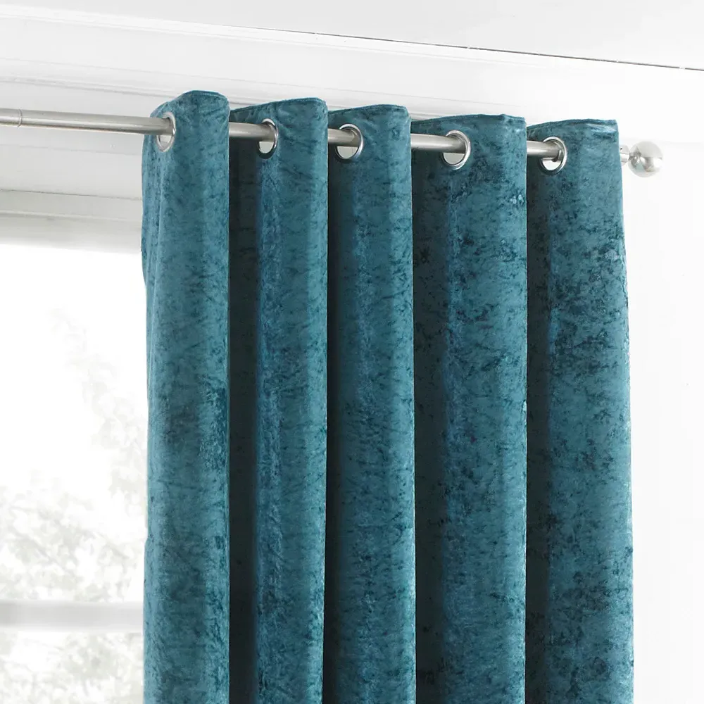 Verona Crushed Velvet Eyelet Curtain - Teal
