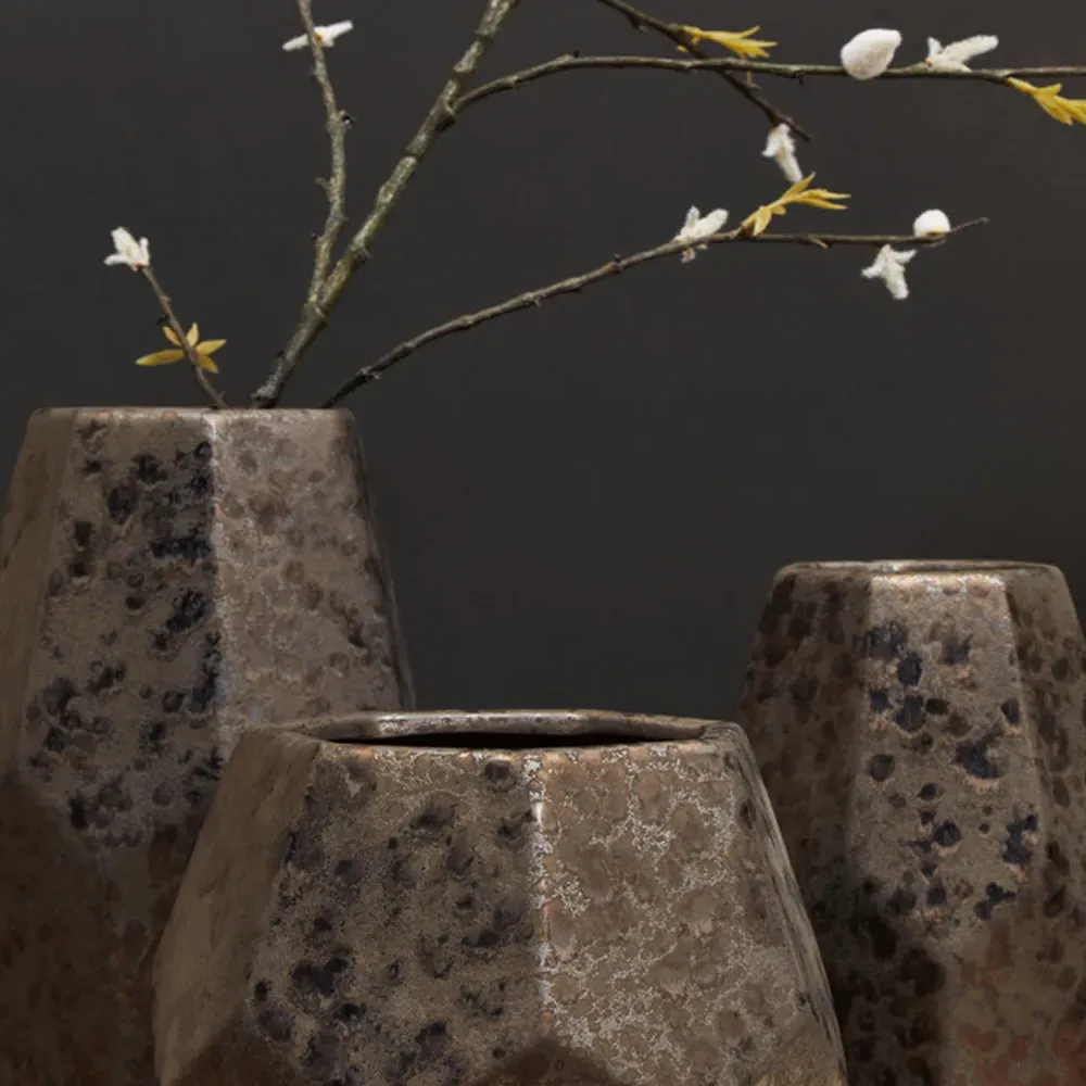 Salvo Large Ceramic Vase - Brown