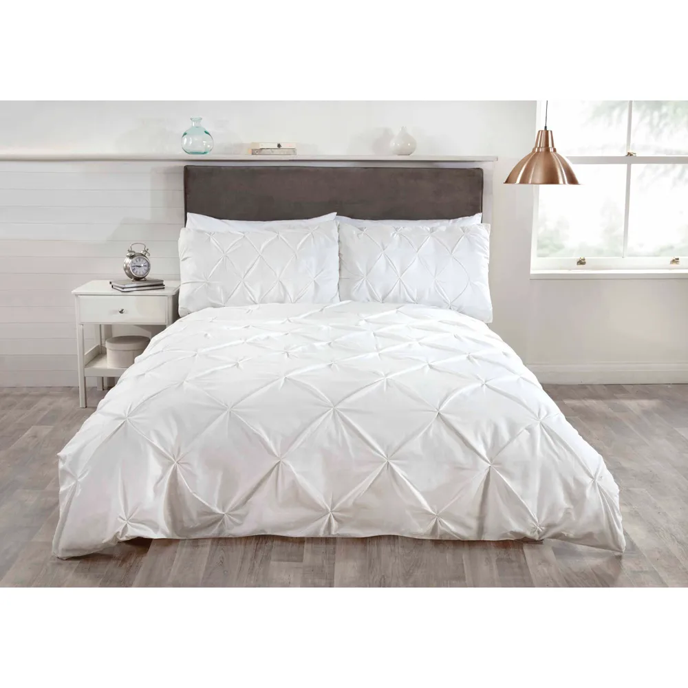 Balmoral Super King Duvet Set - Cream