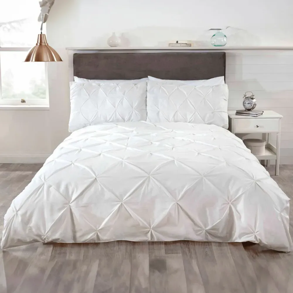 Balmoral Super King Duvet Set - Cream