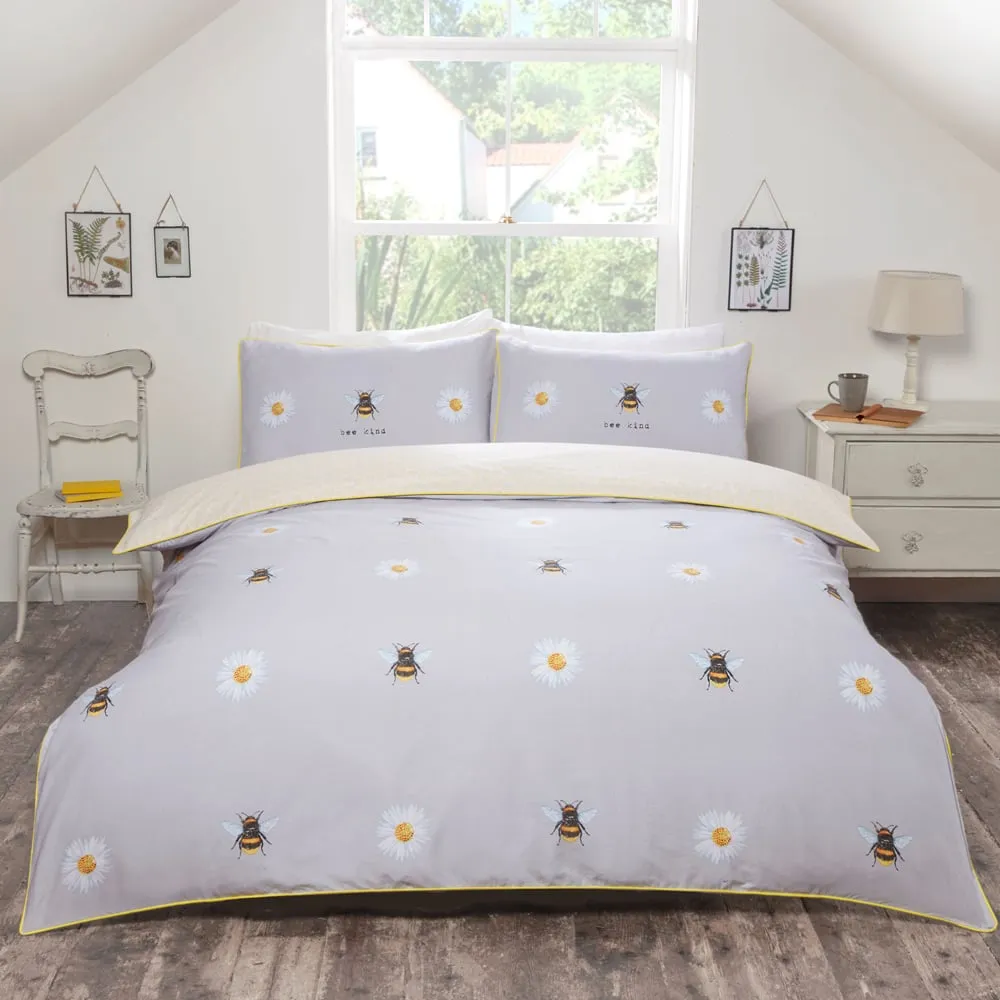 Bee Kind King Size Duvet Set - Multicolour