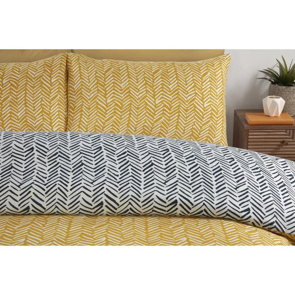 Helston King Size Duvet Set - Yellow, Microfiber