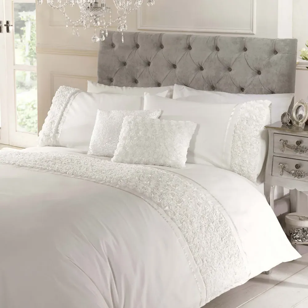 Limoges Super King Duvet Set with Ruffles - Cream