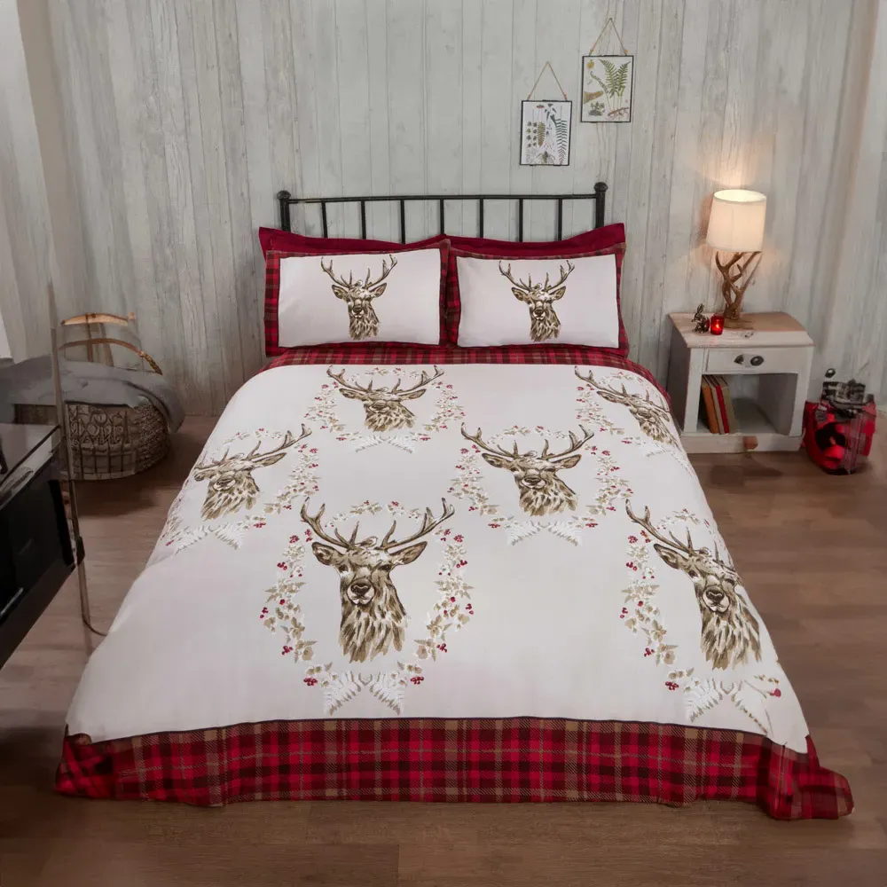 New Angus Stag King Size Duvet Set - Red, Brushed Cotton