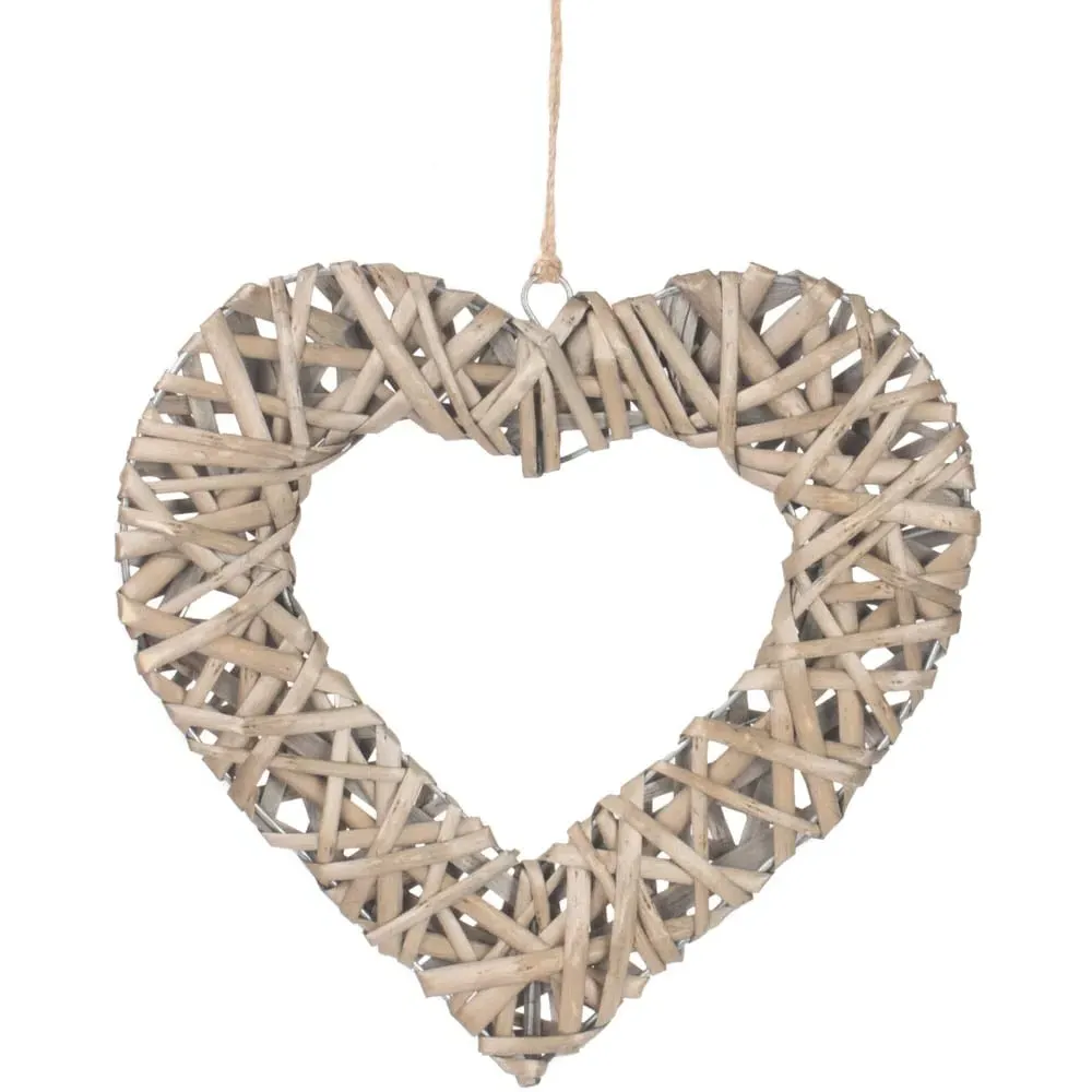 Medium Flat Open Wicker Heart - Brown