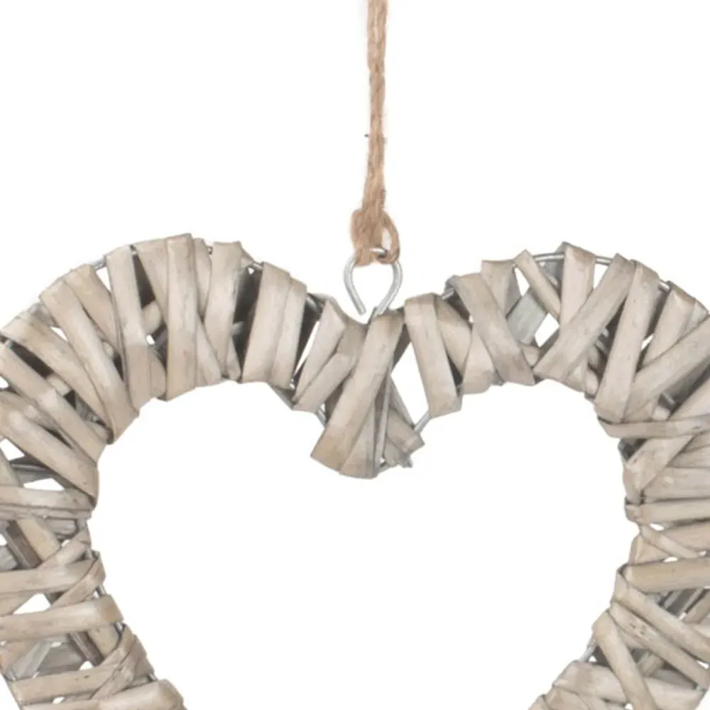 Small Flat Open Wicker Heart - Brown