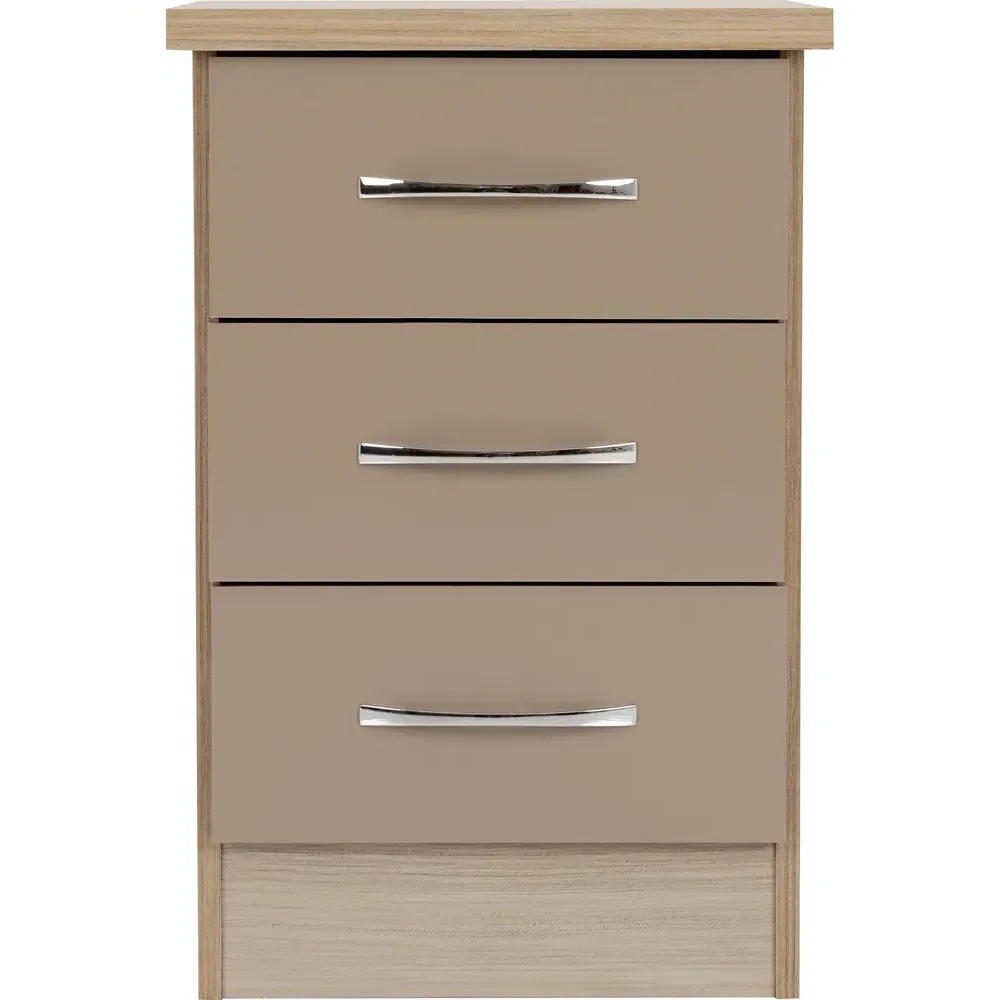 Nevada 3 Drawer Bedside Table - Brown, Oak Veneer