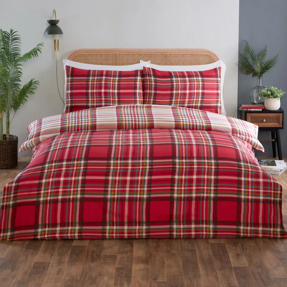 Cameron Checks Single Duvet Cover Set - Red, Microfibre image