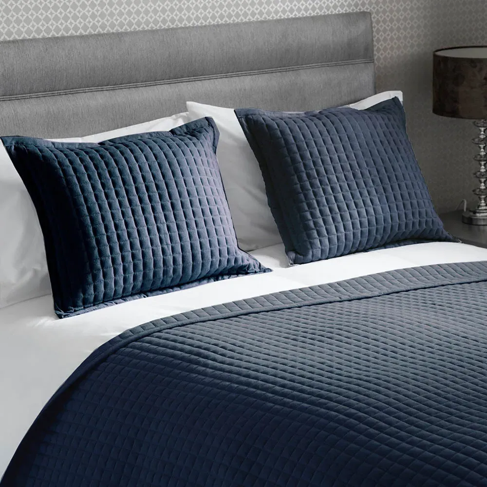 Crompton Cobalt Throw - Navy