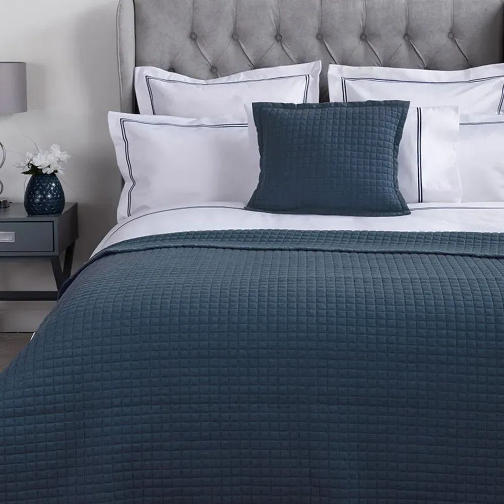 Crompton Cobalt Throw - Navy