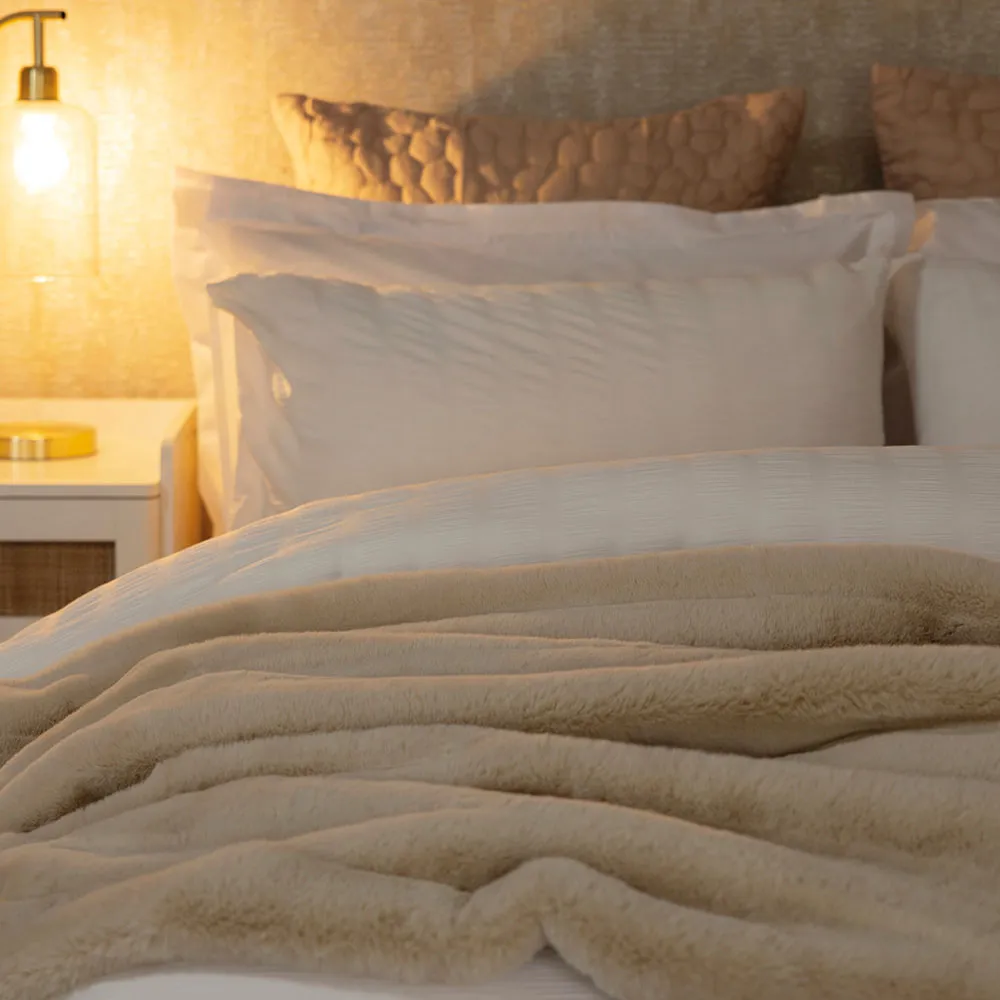 Samara Super King Size Duvet Set - White