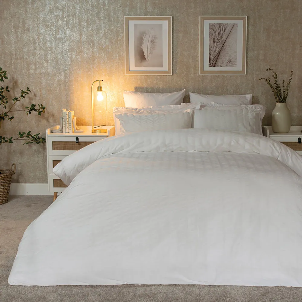 Samara Super King Size Duvet Set - White