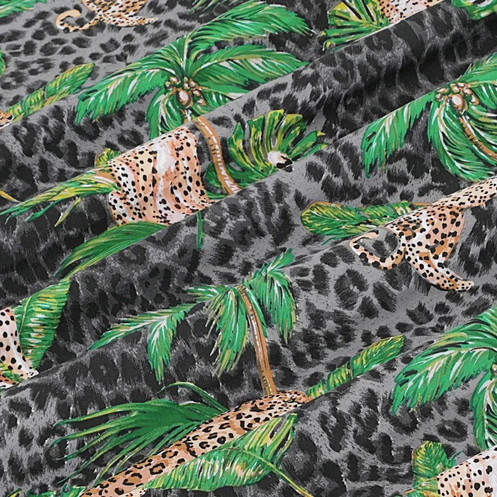 Velosso EasyCare King Size Leopard Jungle Reversible Duvet Set