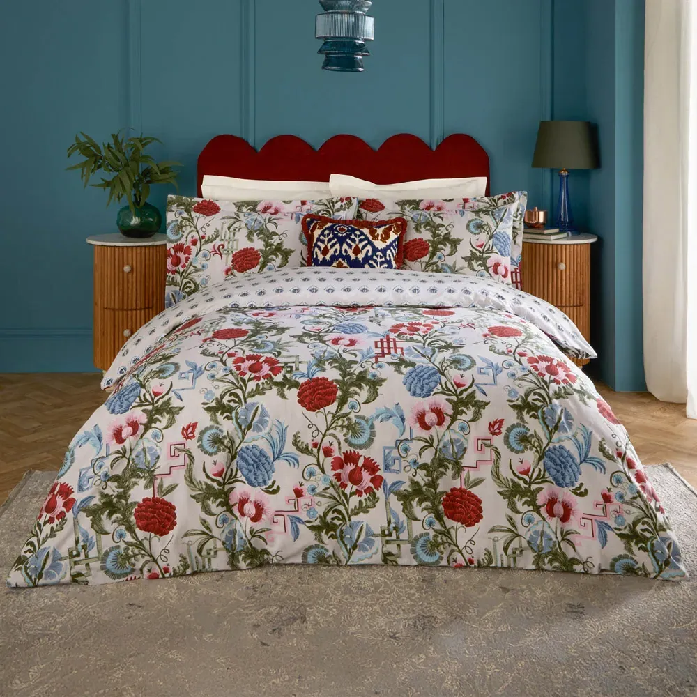 Ishana Double Reversible Floral Duvet Set - Red, Cotton