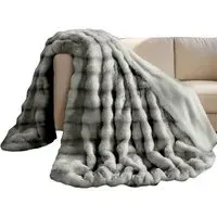 Alpine Husky Throw 150x200cm - Grey, Faux Fur
