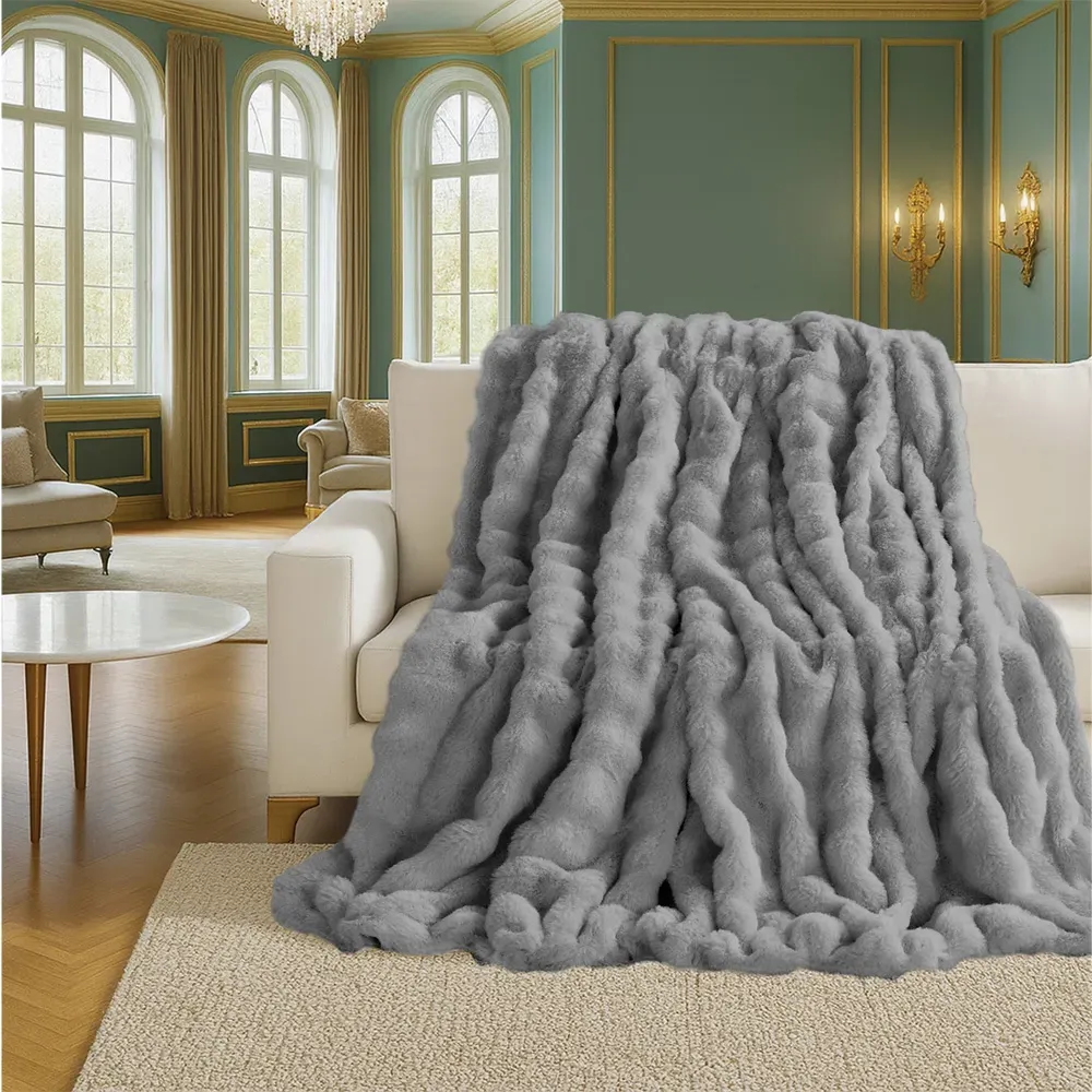 Alpine Throw 150 x 200cm - Silver, Faux Fur