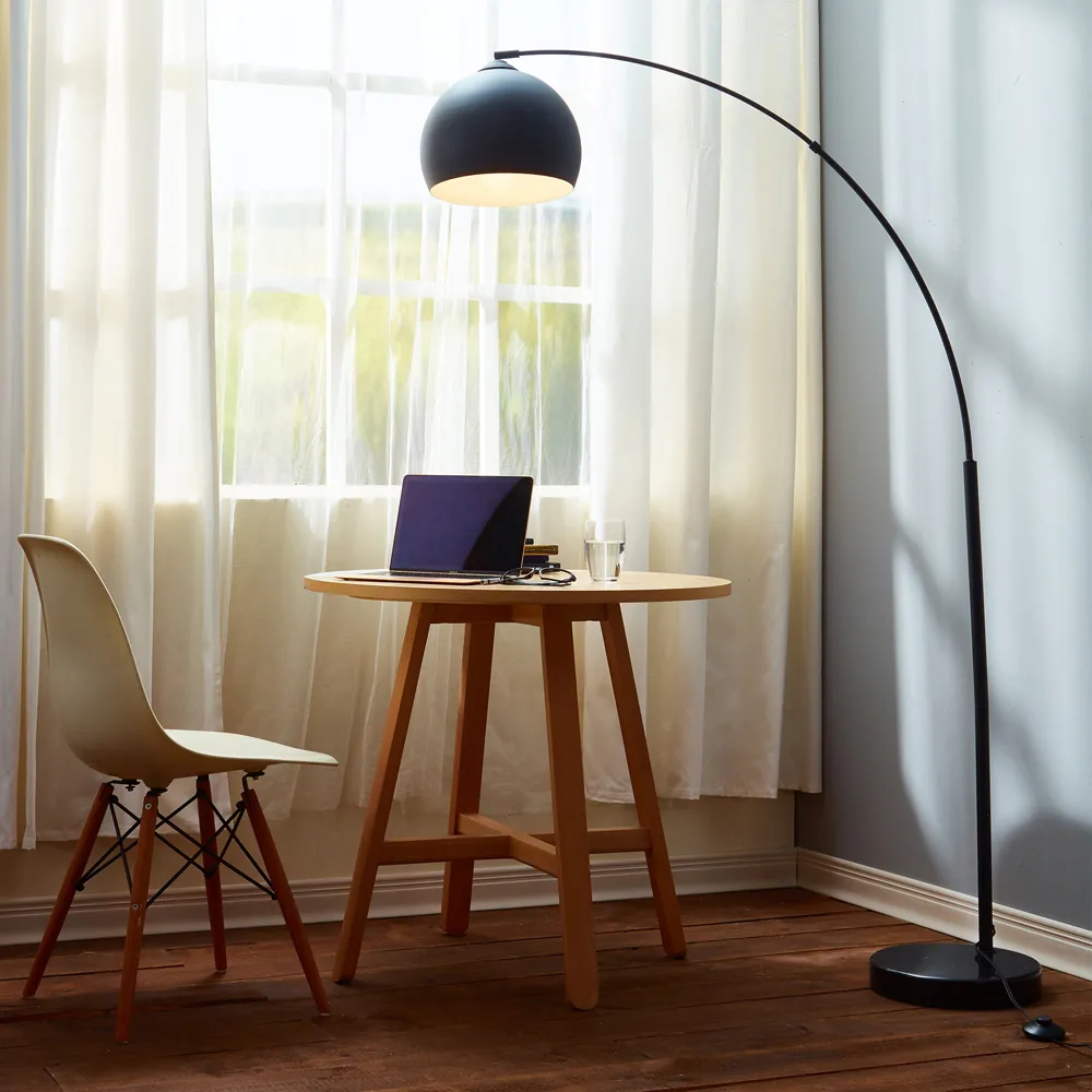 Arquer Arc Floor Lamp - Black, Marble