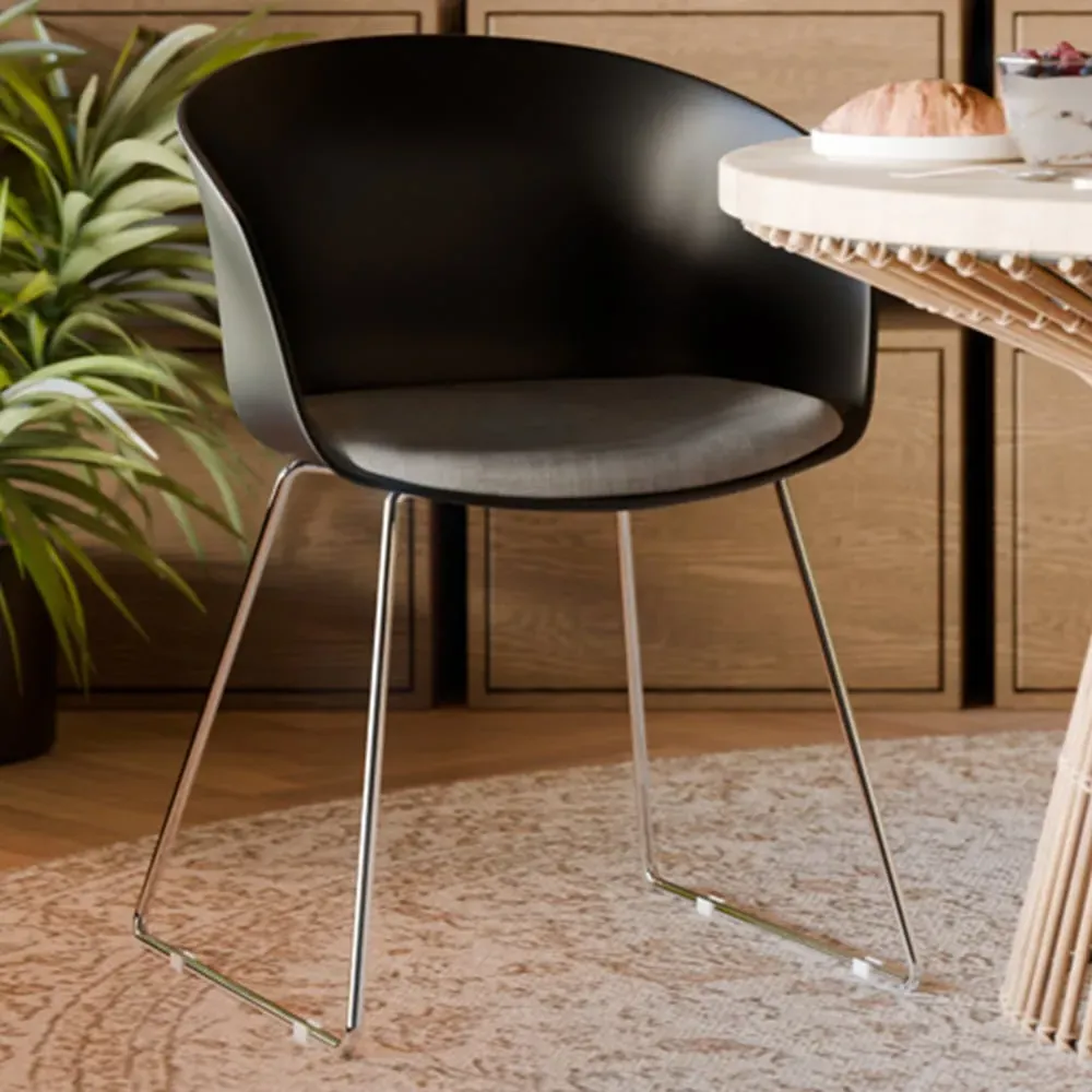 Logart Set of 4 Padded Dining Chairs - Black