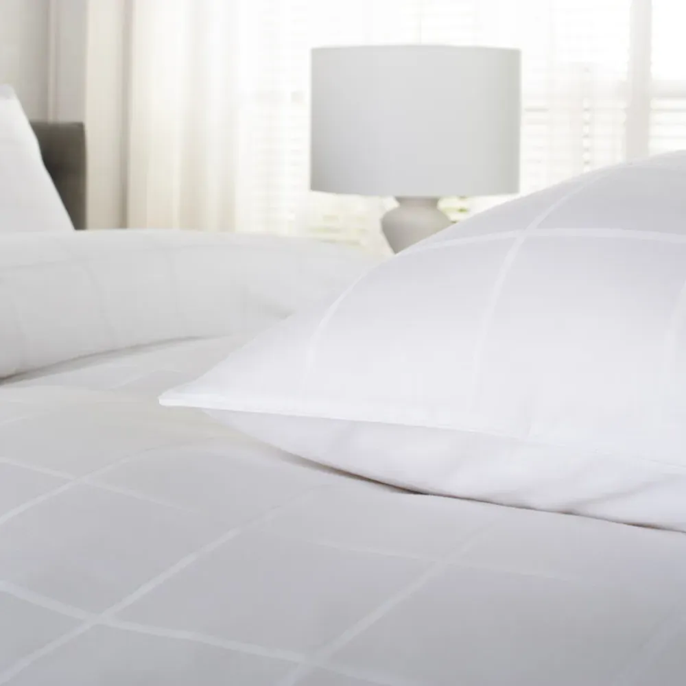 Westbury King Size Jacquard Duvet Set - White, Cotton