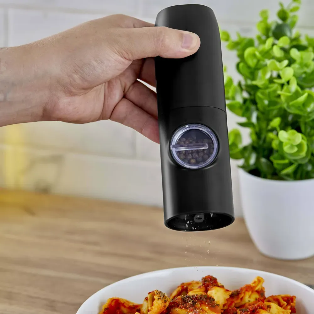 2 Piece Electronic Rechargeable Salt and Pepper Mills Set - Black