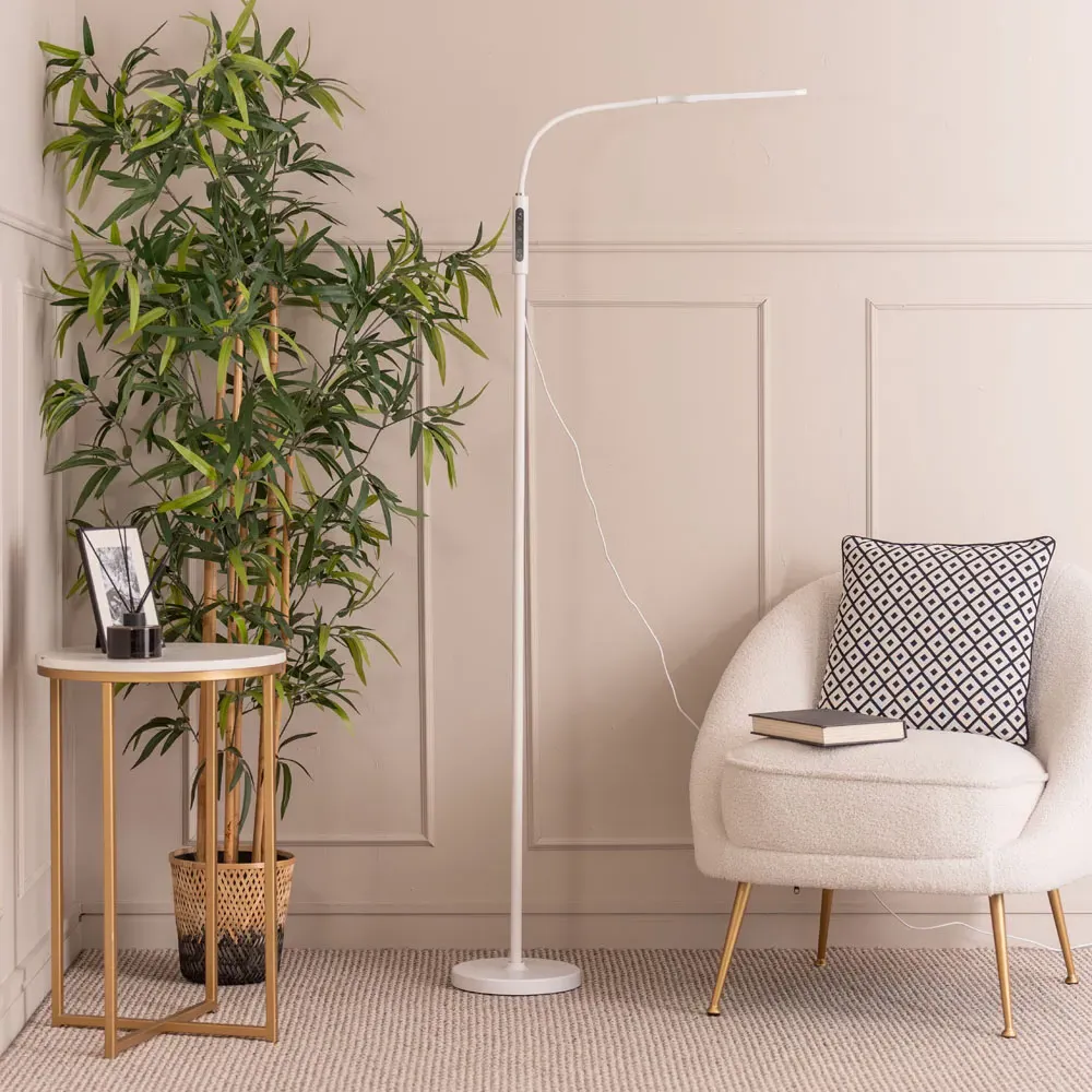 Daylight Free Standing LED Floor Lamp - White
