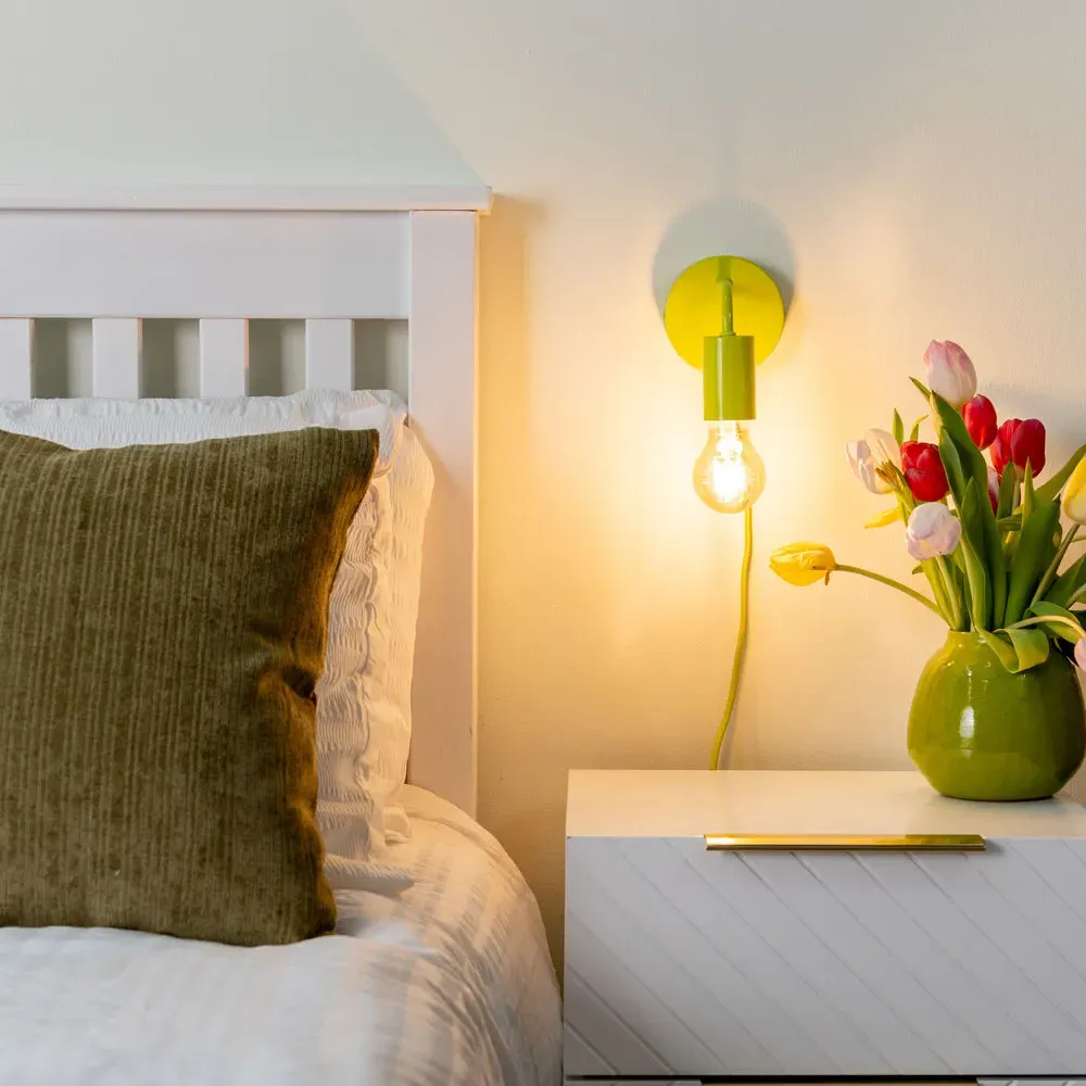 Jordy Plug-in LED Wall Light - Green