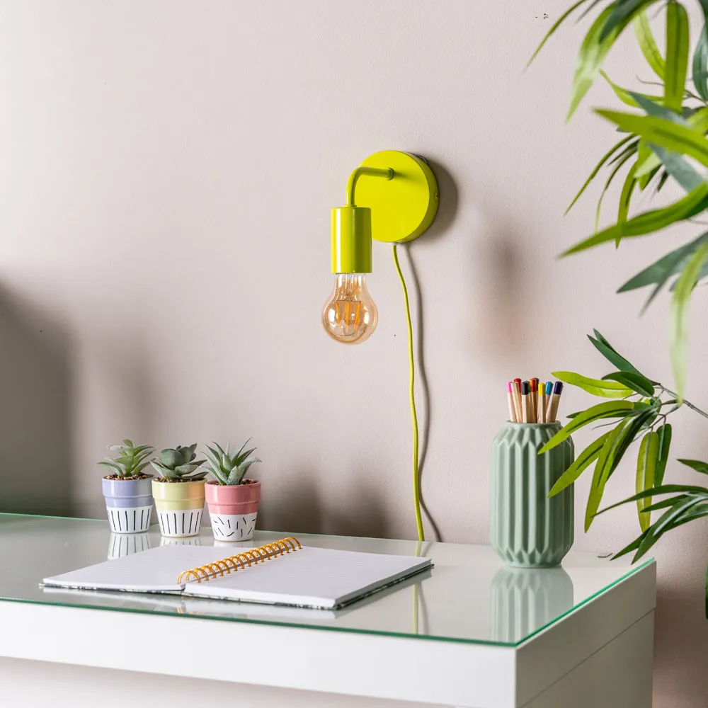 Jordy Plug-in LED Wall Light - Green