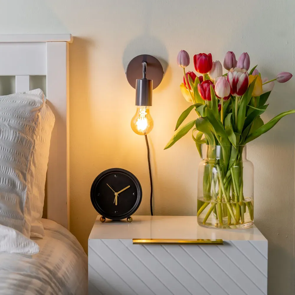 Jordy Plug-in LED Wall Light - Grey