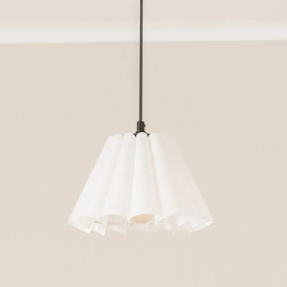 Lauren Pleated Scallop Lamp Shade - White, Linen-Look