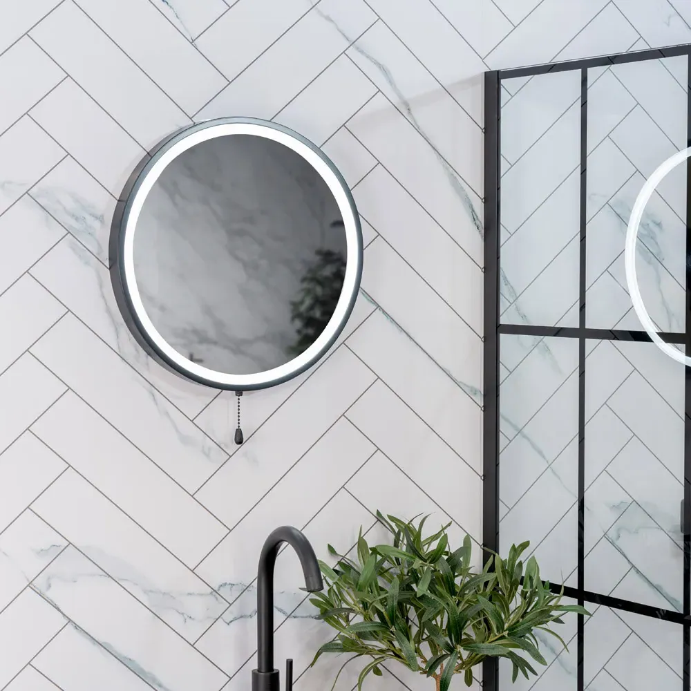 Round Battery Operated Mirror with Pull Switch - Black