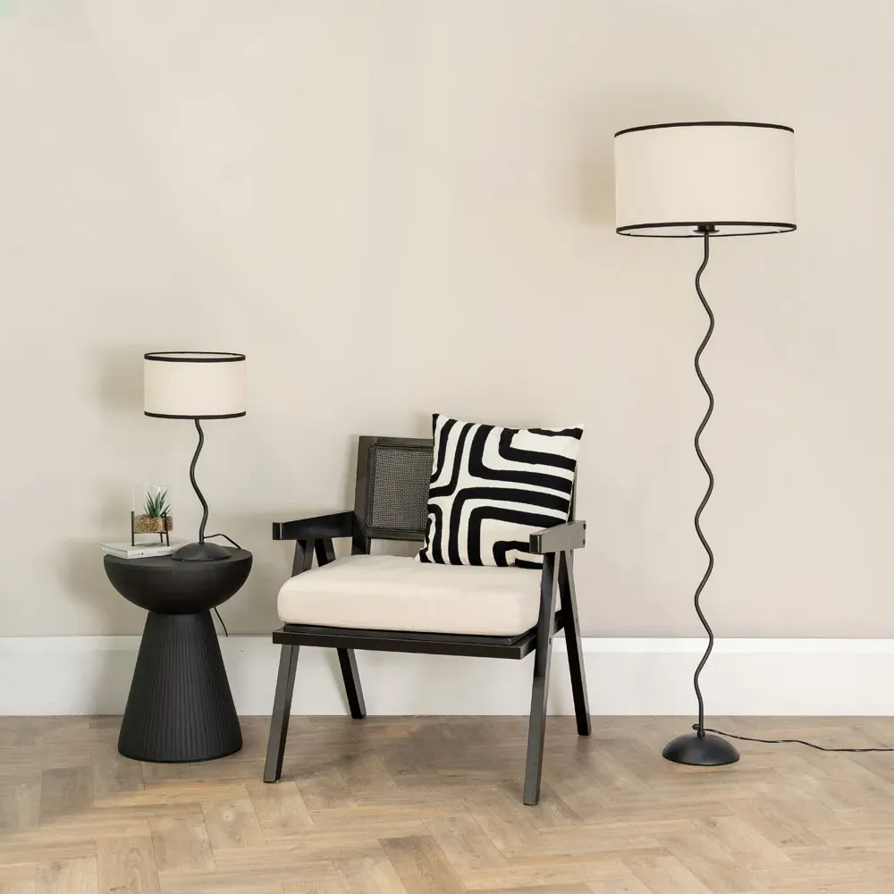 Wiggle Drum LED Floor Lamp with Black Edge - Black, Metal