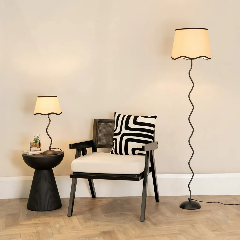 Wiggle Scallop Shade LED Table Lamp - Black, Linen