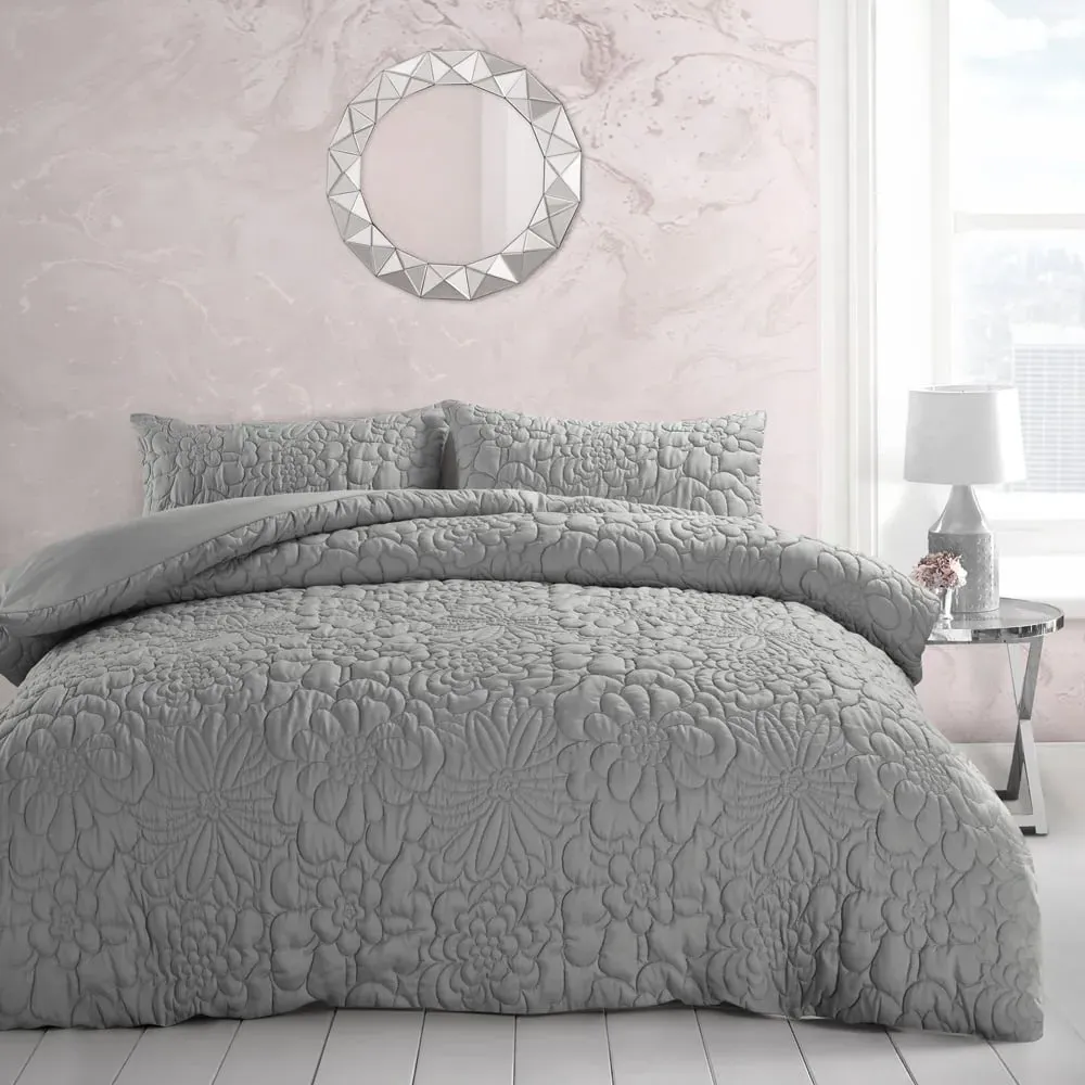 Alini Super King Size Quilted Duvet Set - Grey, Microfibre