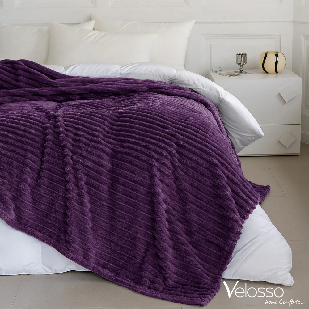 Bellissima Plush Throw - Aubergine