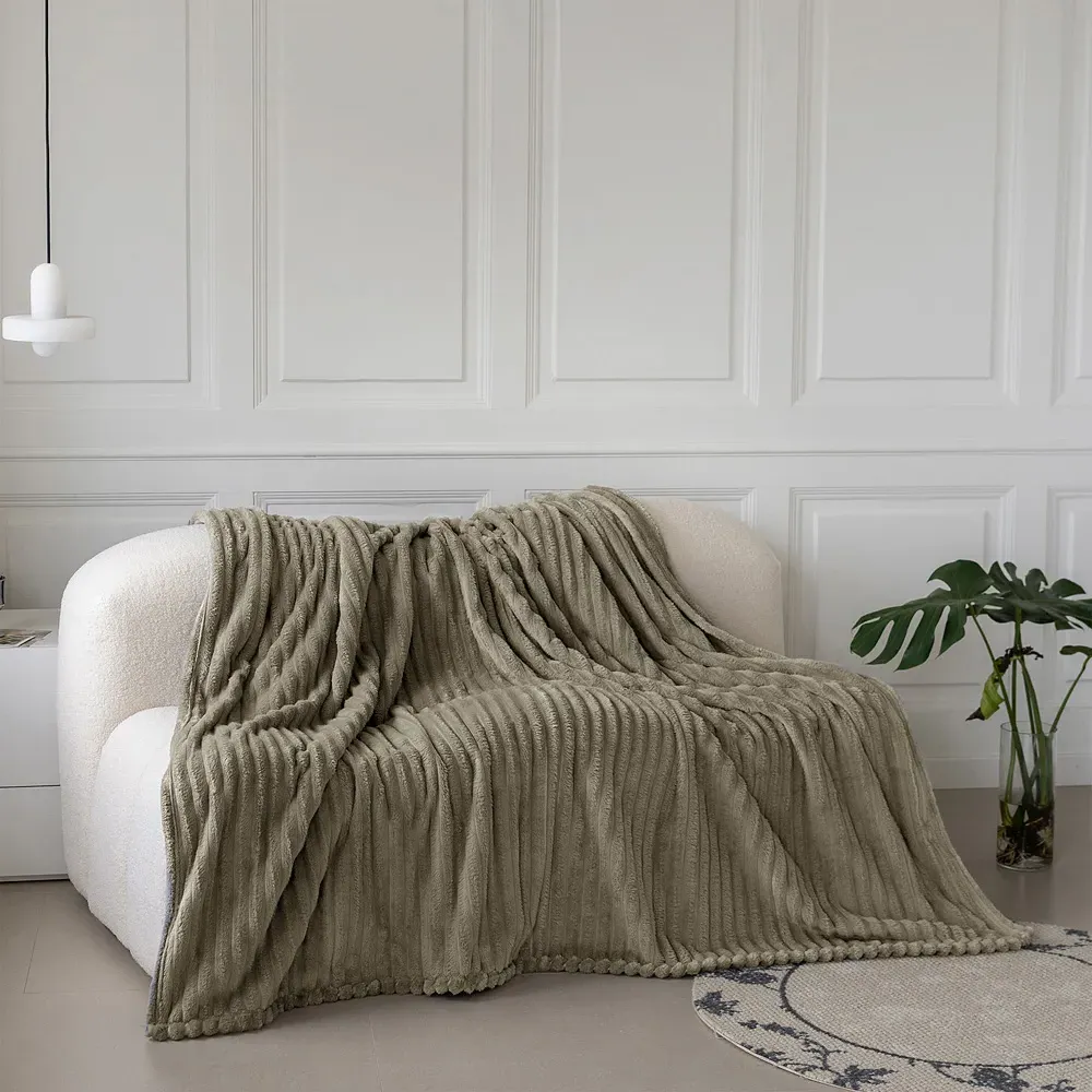 Bellissima Plush Throw - Beige