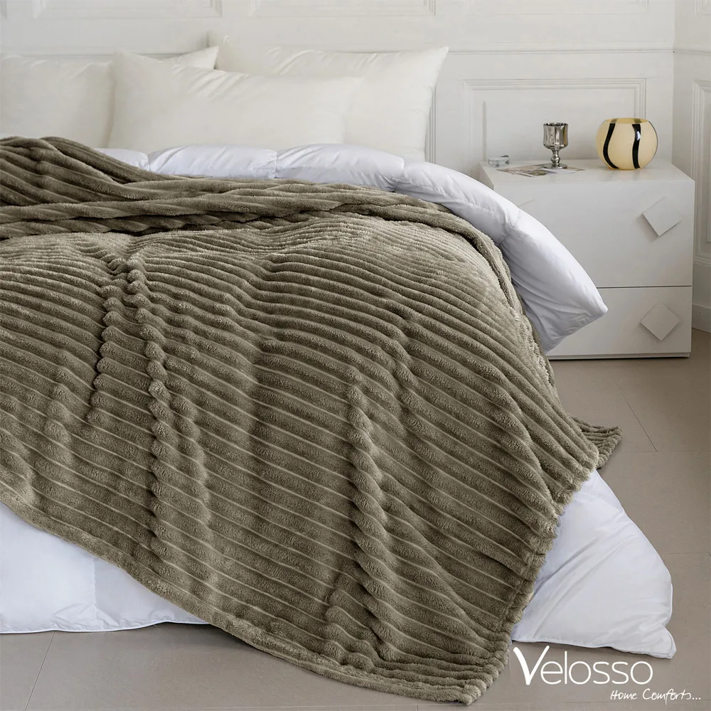 Bellissima Plush Throw - Beige