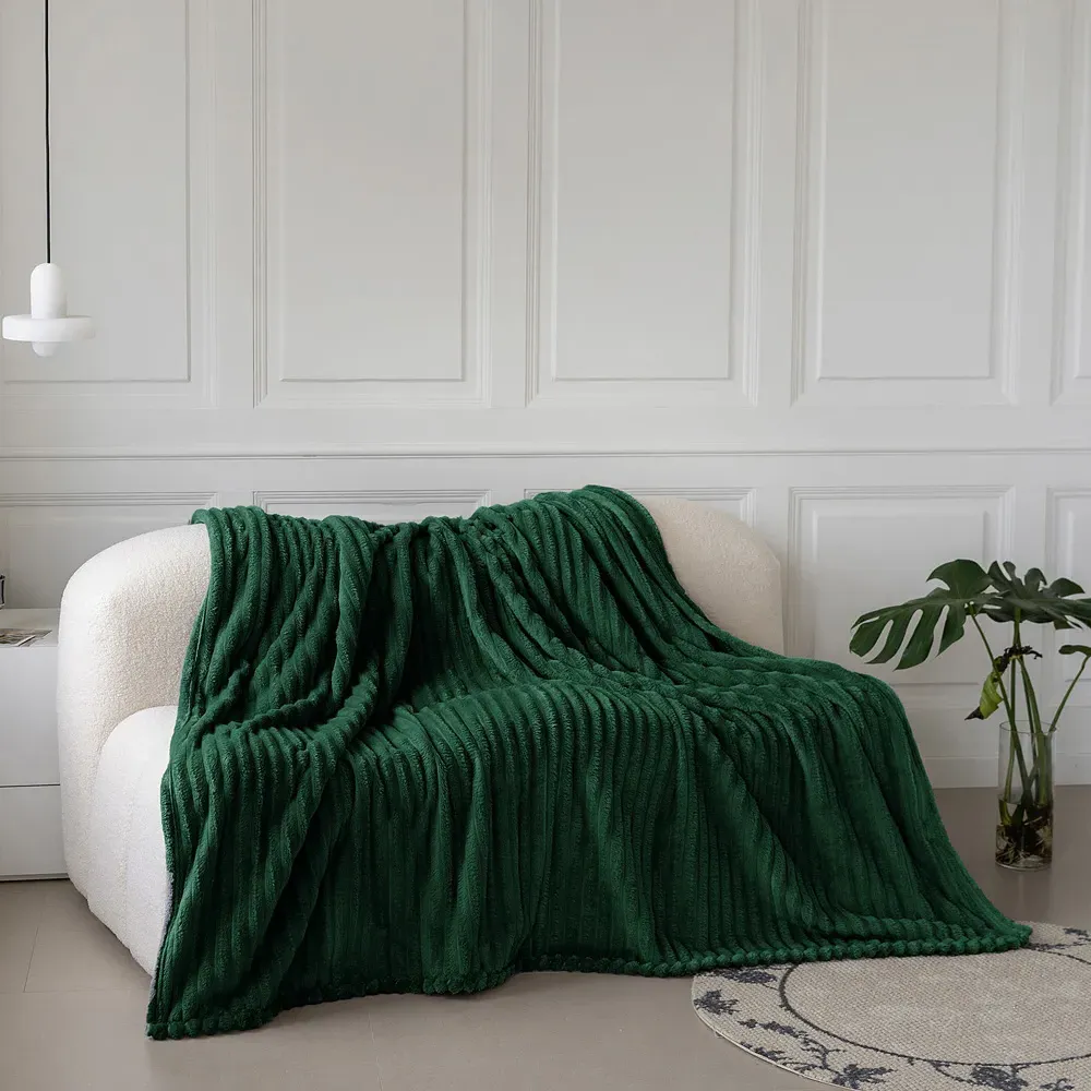 Bellissima Plush Throw - Emerald, Velvet