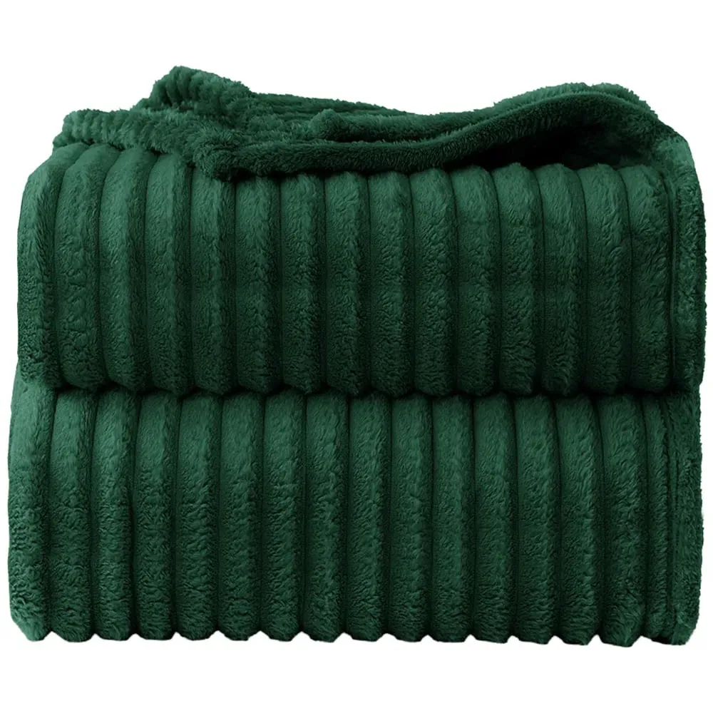 Bellissima Plush Throw - Emerald, Velvet